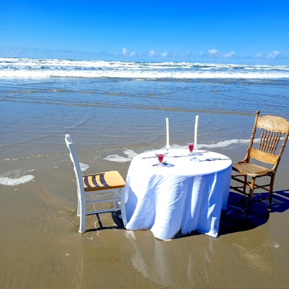 Meet your Posher, Shelly - Picture 1 of 1